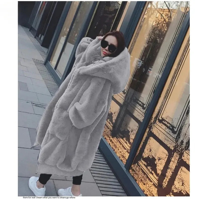 FLUFFY DREAMER VARM FUSKEPELSJAKKE Selene Nordic